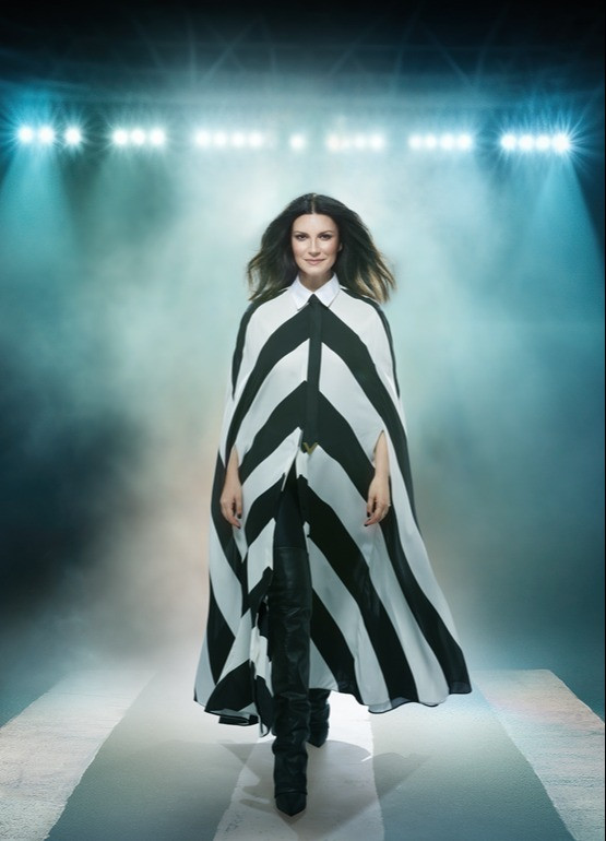WORLD TOUR 20232024 Laura Pausini Tour Friends & Partners