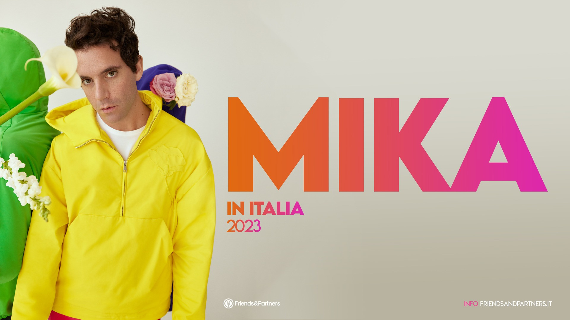 foto MIKA | SI AGGIUNGONO TRE NUOVI APPUNTAMENTI ESTIVI