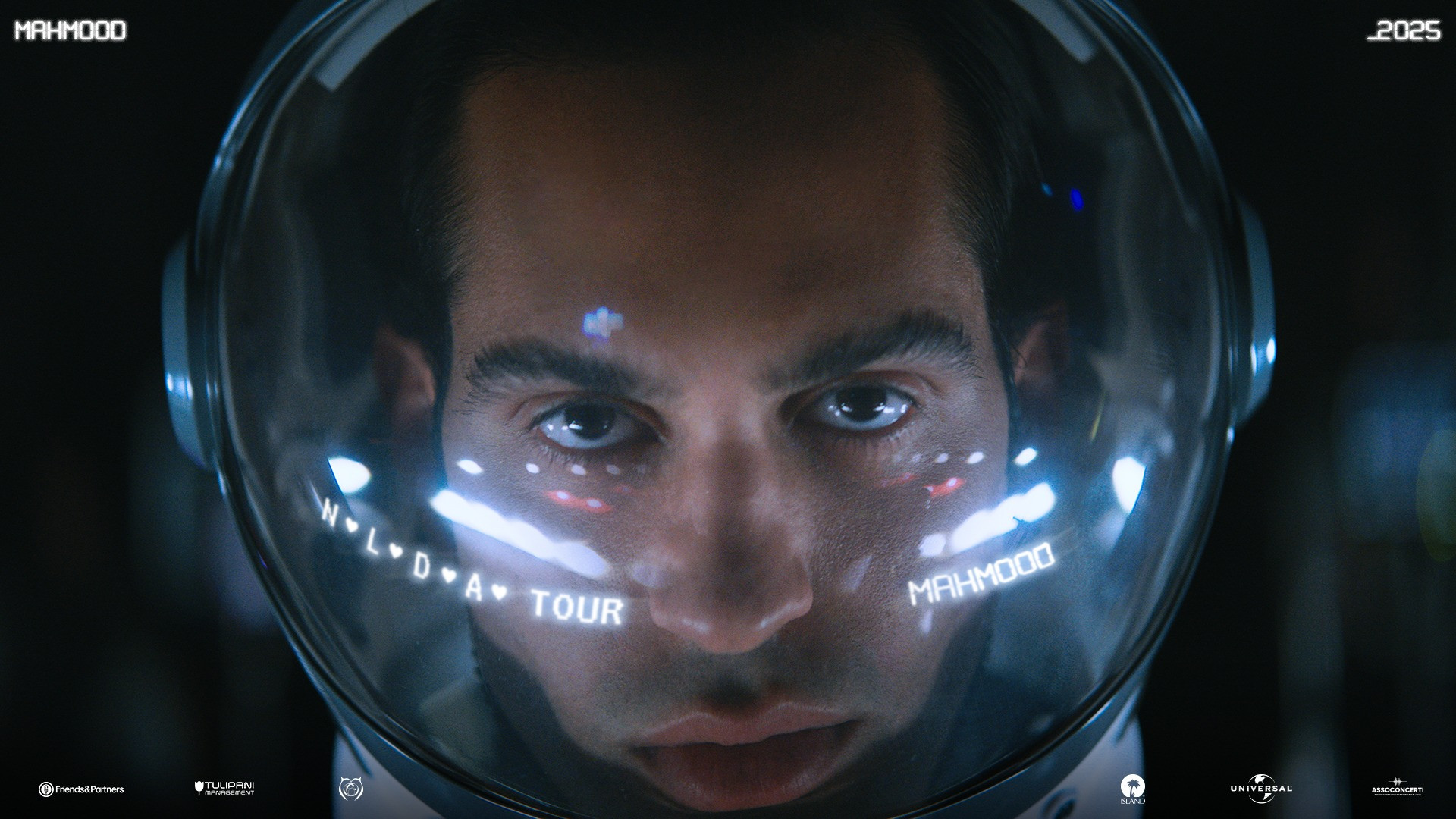foto MAHMOOD | ANNUNCIATE NUOVE DATE NEI PALASPORT