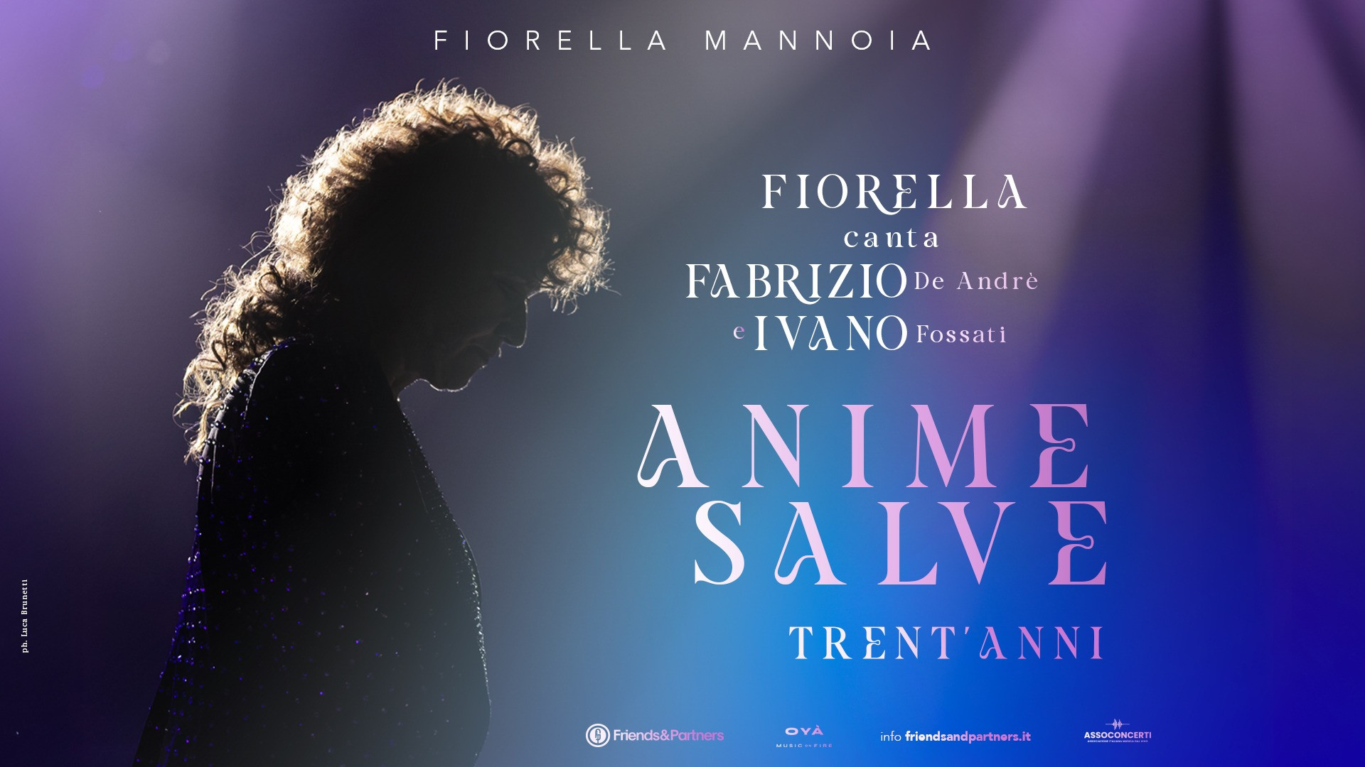 foto FIORELLA MANNOIA | IL TOUR "ANIME SALVE" CONTINUA NEI TEATRI NEL 2027
